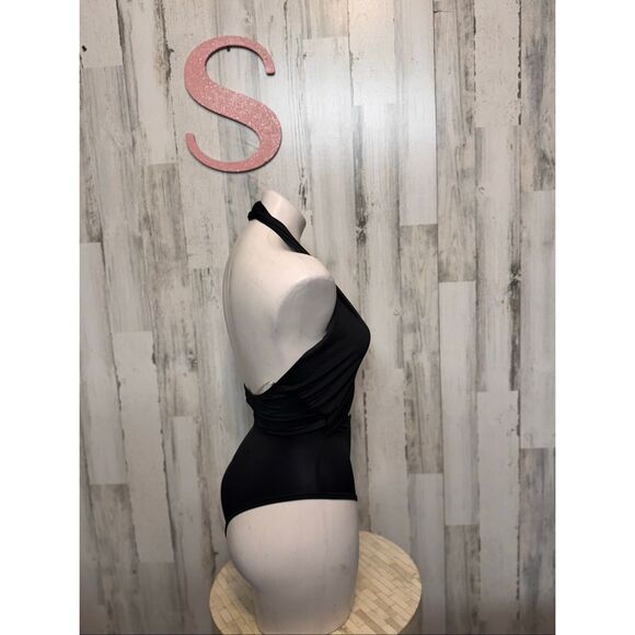 Windsor Black Halter Cutout One-Piece bodysuit Women’s Size Small - Picture 6 of 6